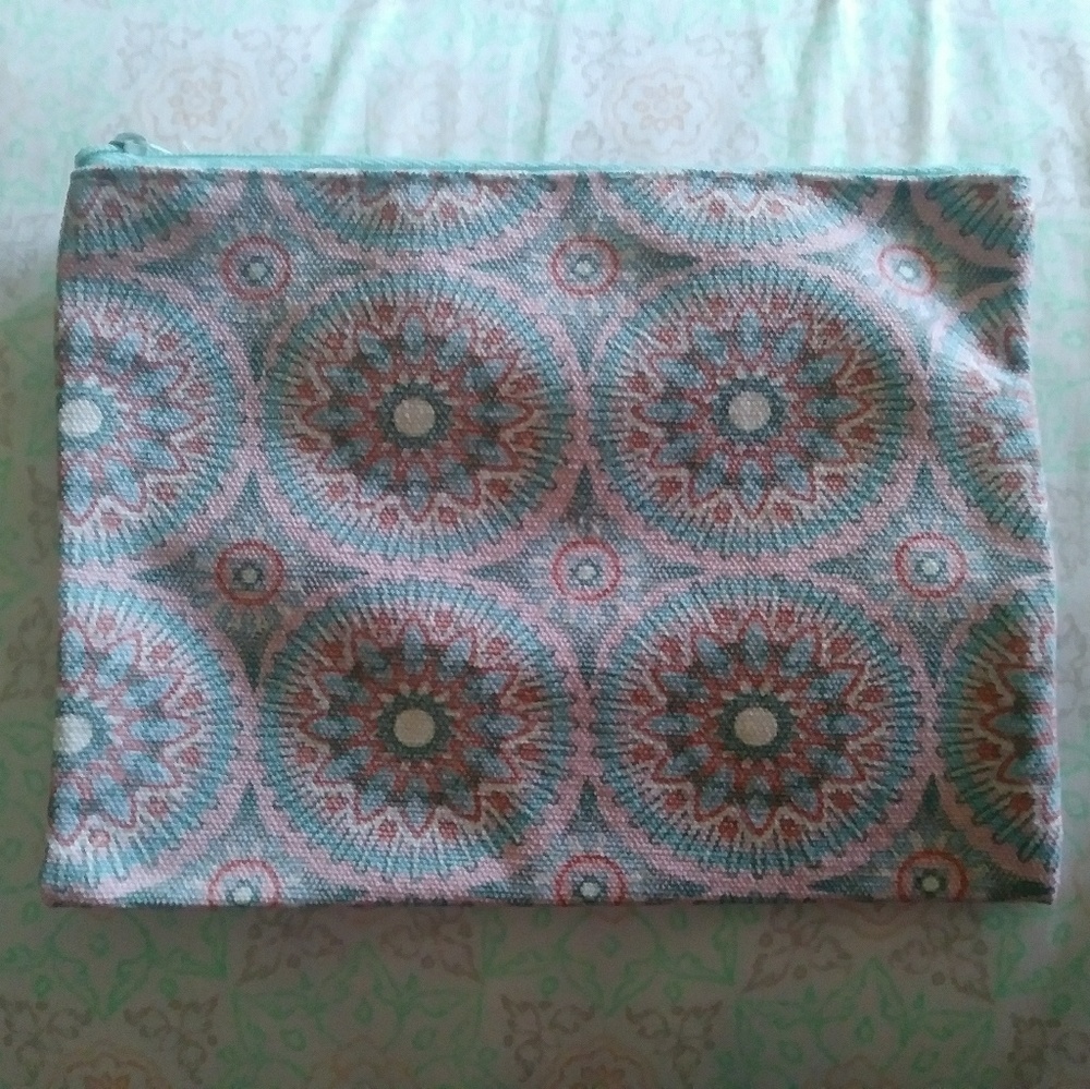 Small Makeup or Pencil Pouch- New